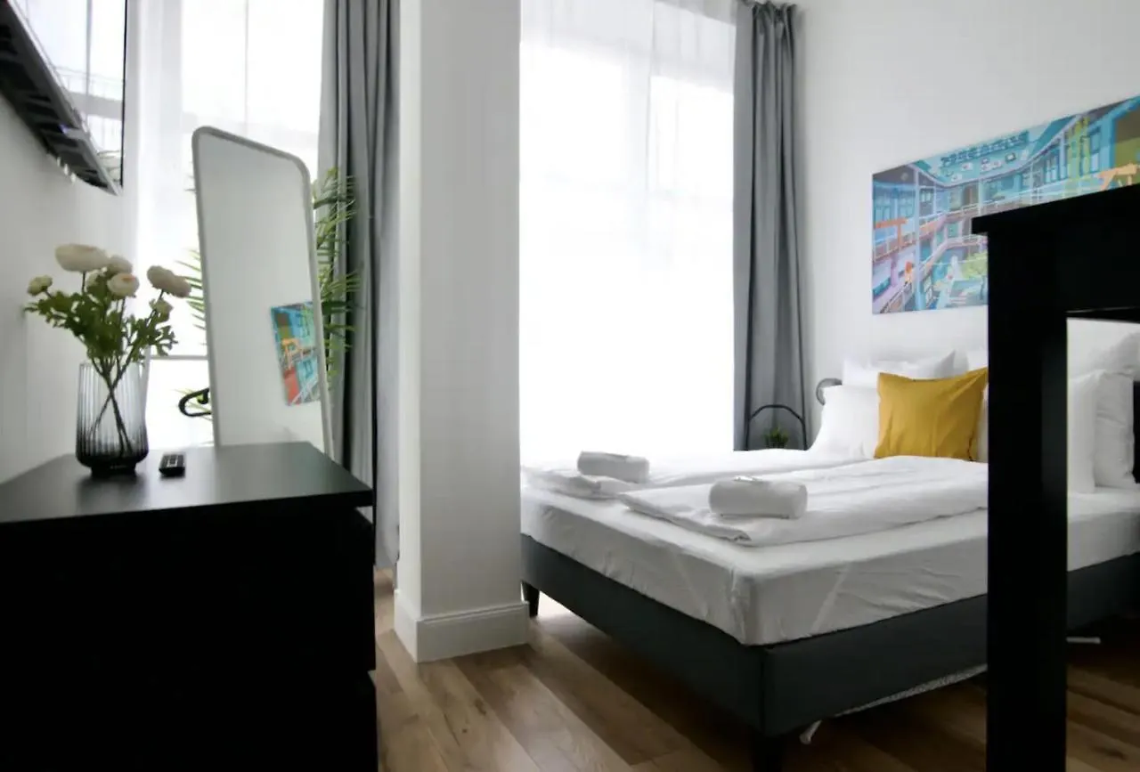 Studio Apartments By Hi5- Apartment In Downtown Budapesta 0*,  Ungaria