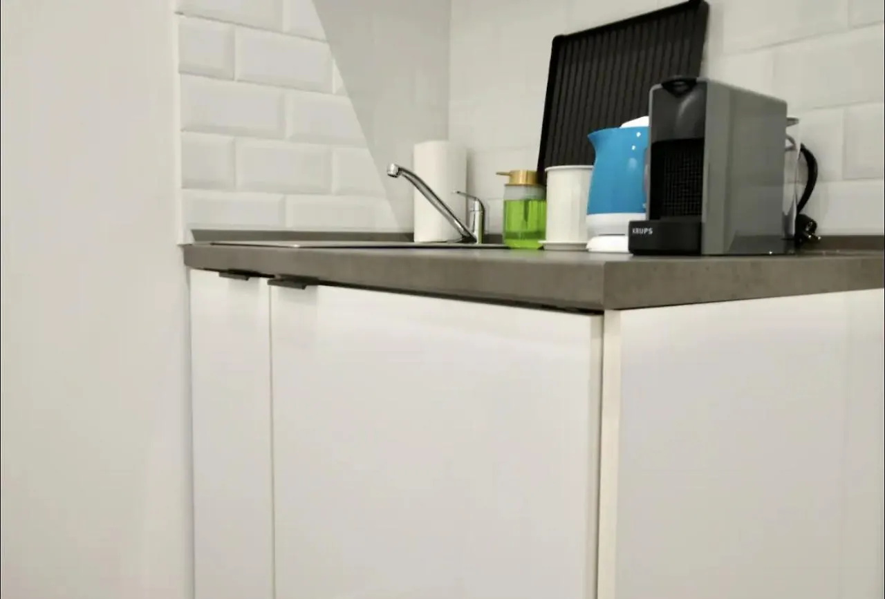 Studio Apartments By Hi5- Apartment In Downtown Budapesta 0*,  Ungaria