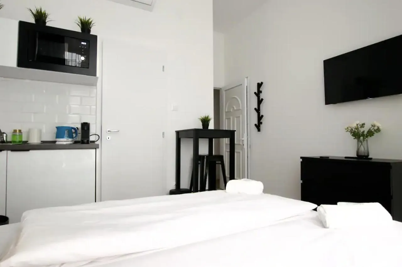 Studio Apartments By Hi5- Apartment In Downtown Budapesta