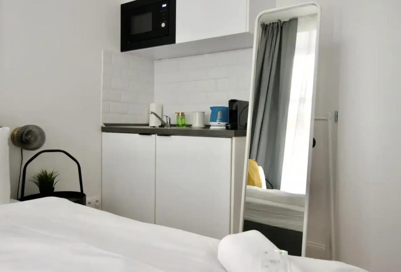 Studio Apartments By Hi5- Apartment In Downtown Budapesta 0*,  Ungaria