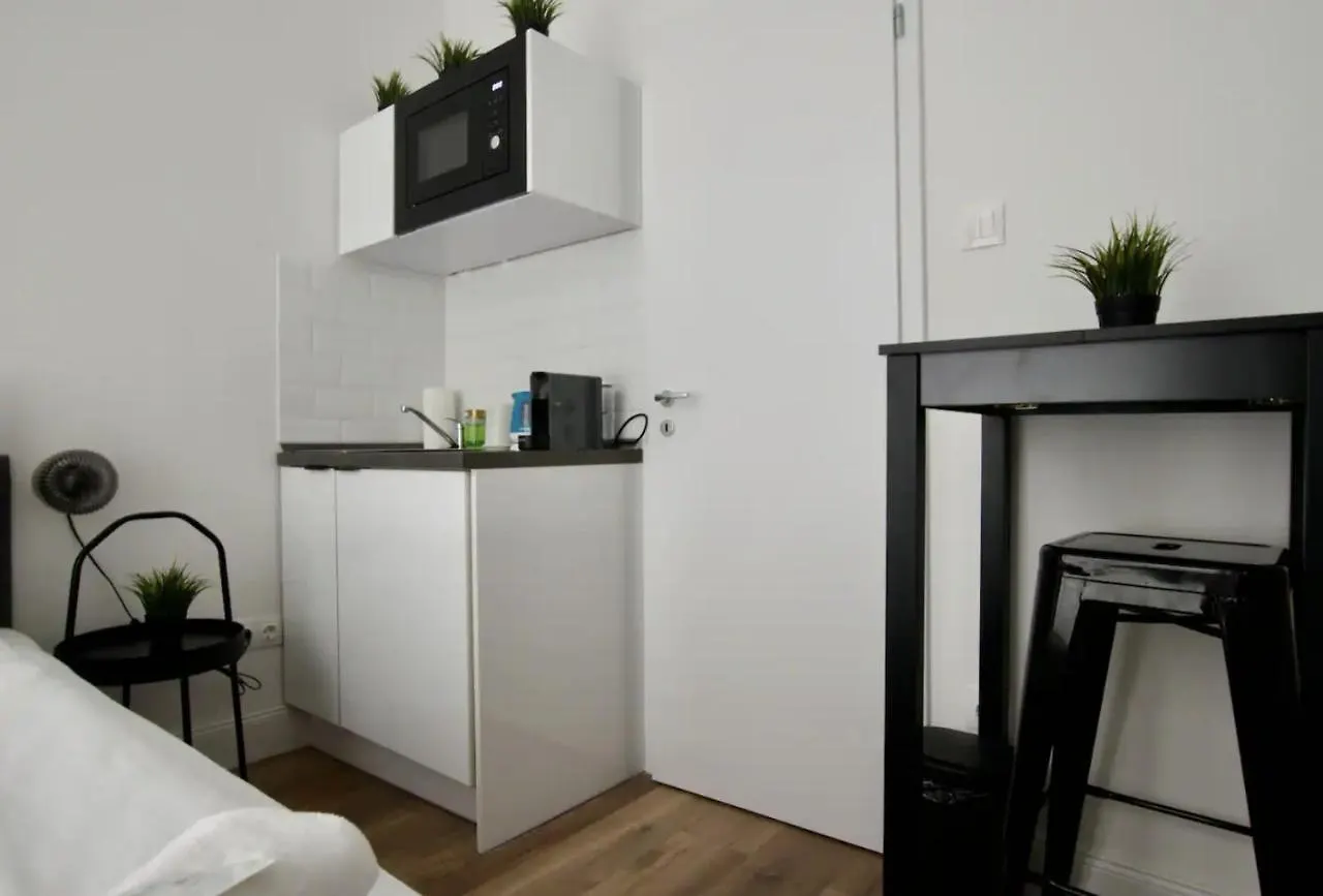 Studio Apartments By Hi5- Apartment In Downtown Budapesta Ungaria